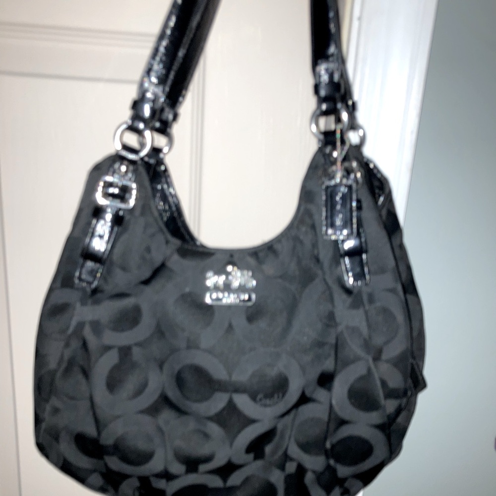 Coach canvas signature bag great for Everyday use